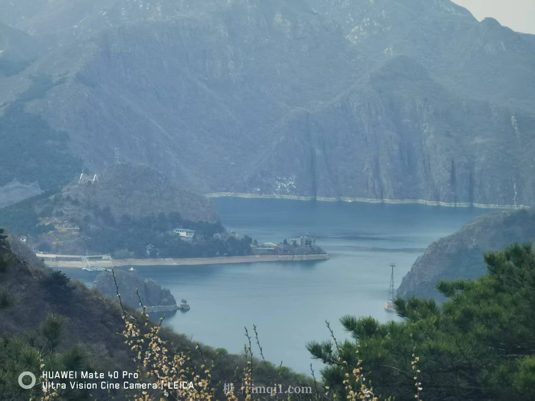 爬过长城看美景