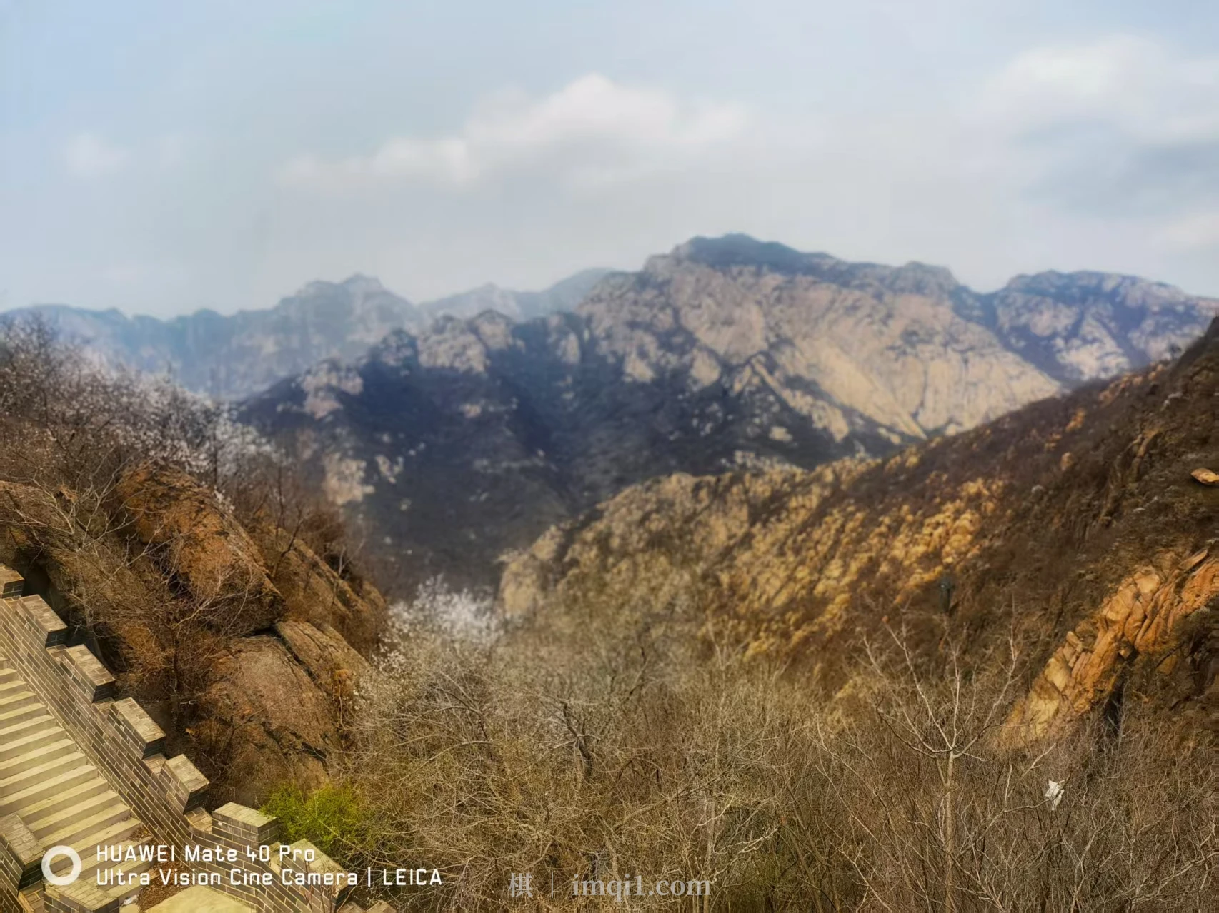 爬过长城看美景